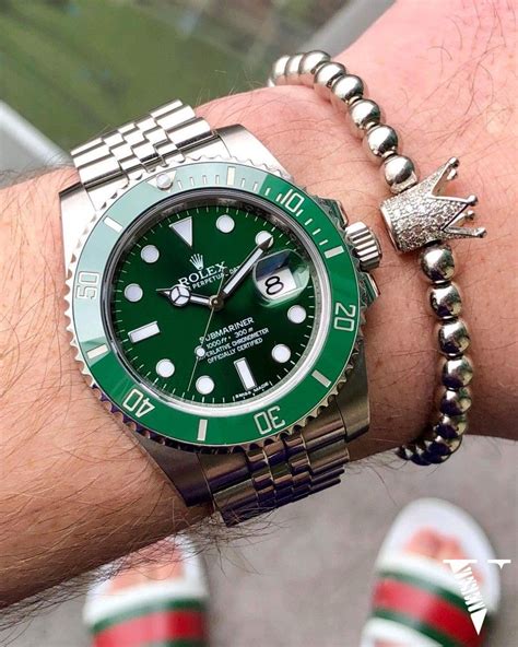 rolex hulk vs no date sub|rolex hulk submariner bracelet.